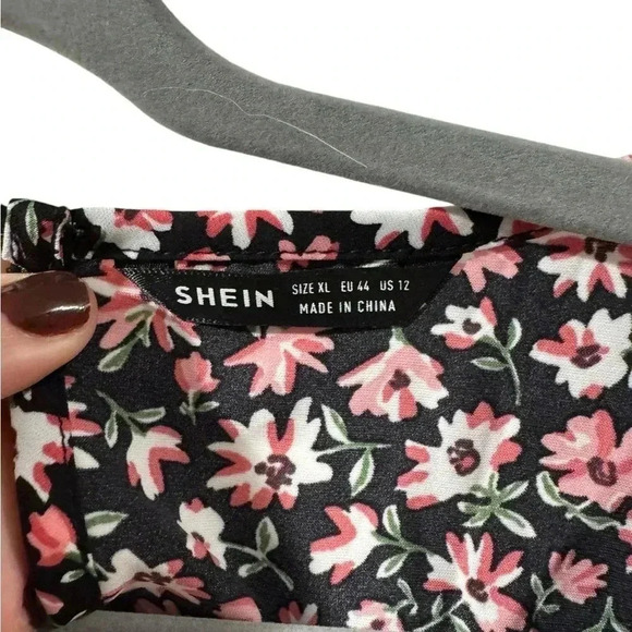 SHEIN 2pc Set - Picture 2 of 4